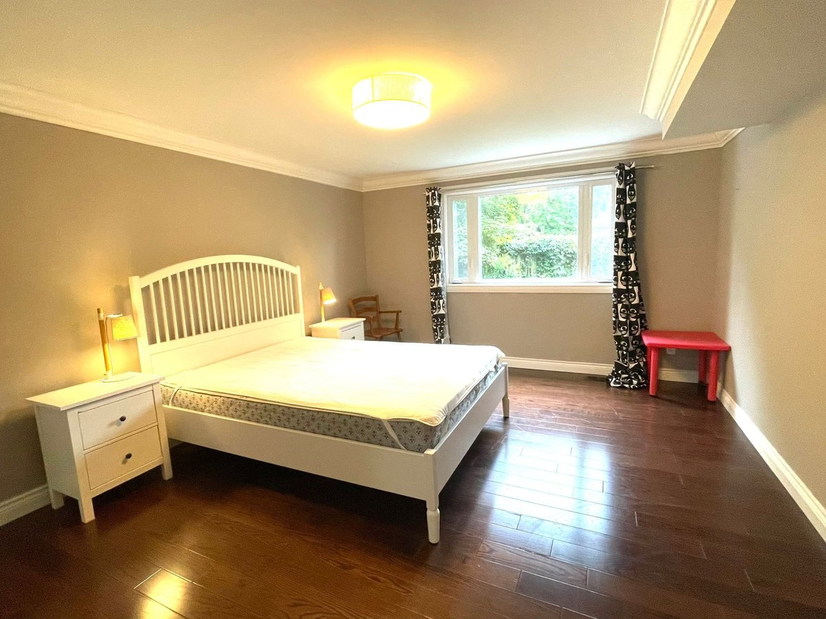 1274 Lorne Park Road - Photo 6