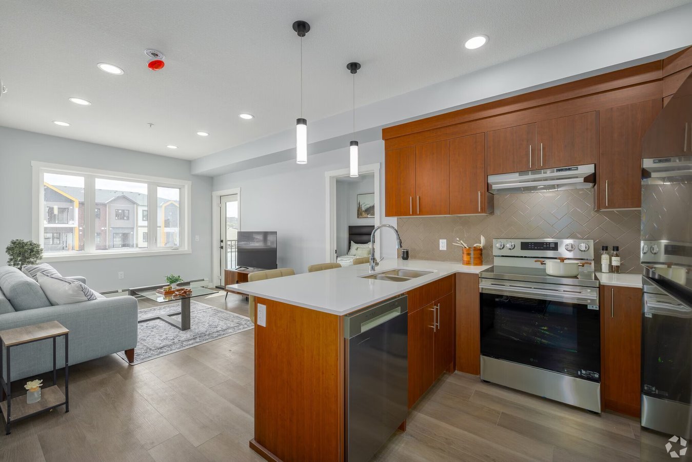 348 Greystone Boulevard - Photo 5