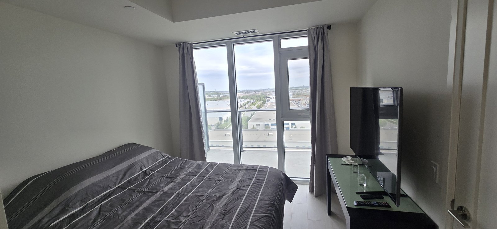 8960 Jane Street - Photo 16