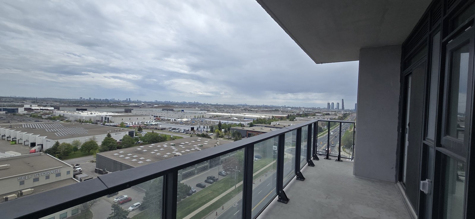 8960 Jane Street - Photo 19