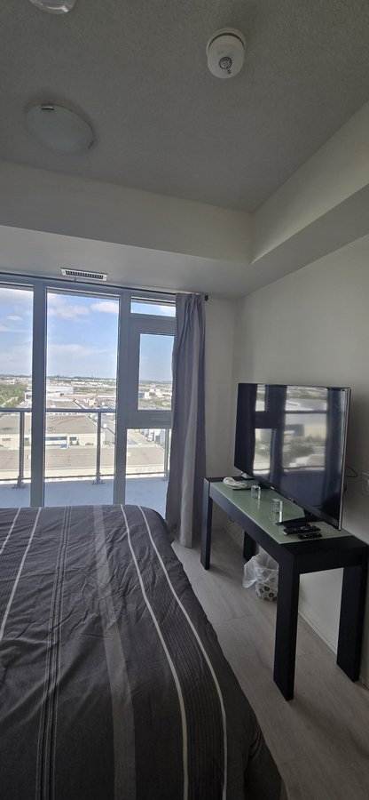 8960 Jane Street - Photo 24