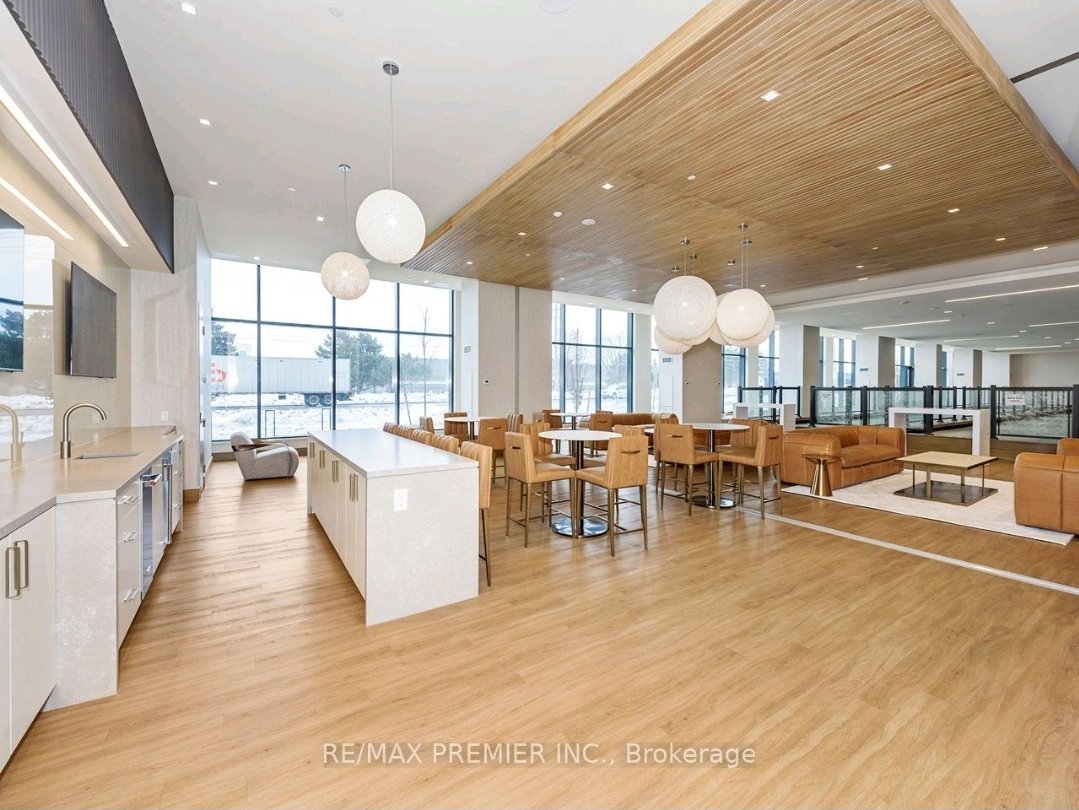 8960 Jane Street - Photo 26