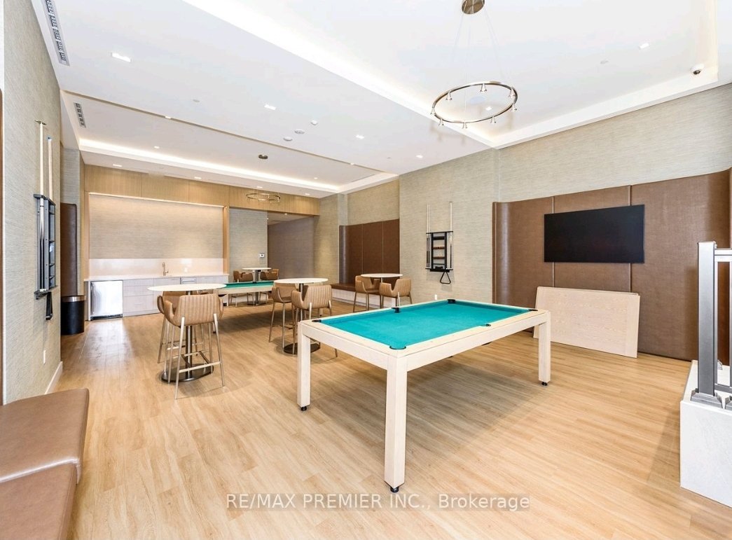 8960 Jane Street - Photo 27