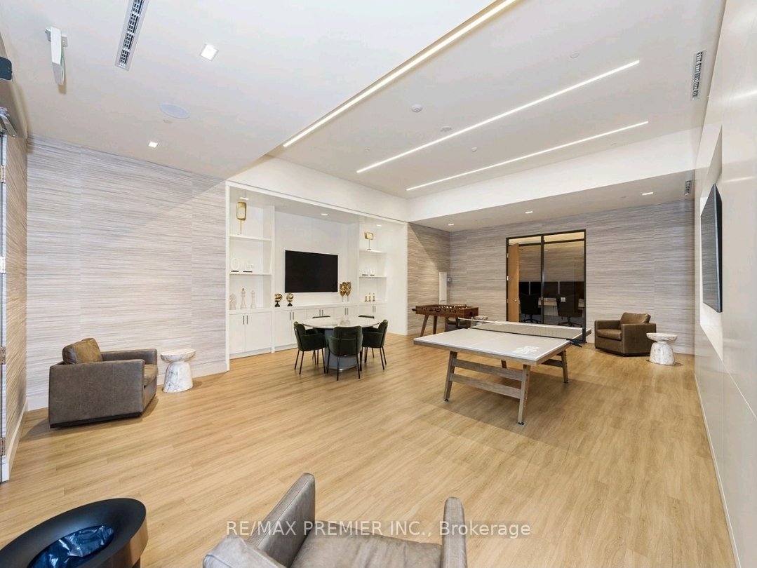 8960 Jane Street - Photo 28