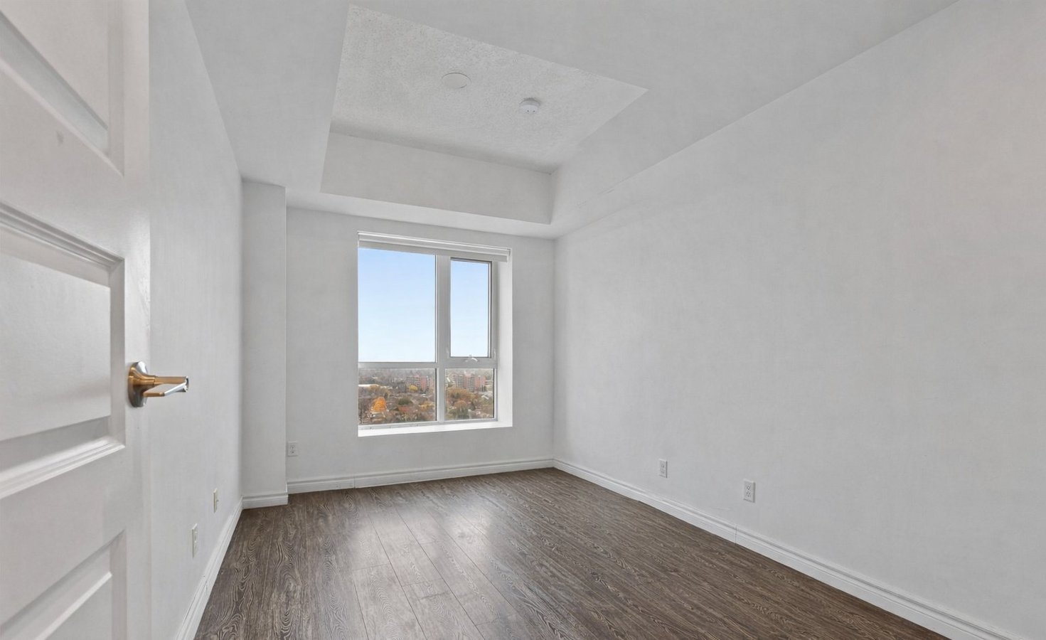 898 Portage Parkway - Photo 4