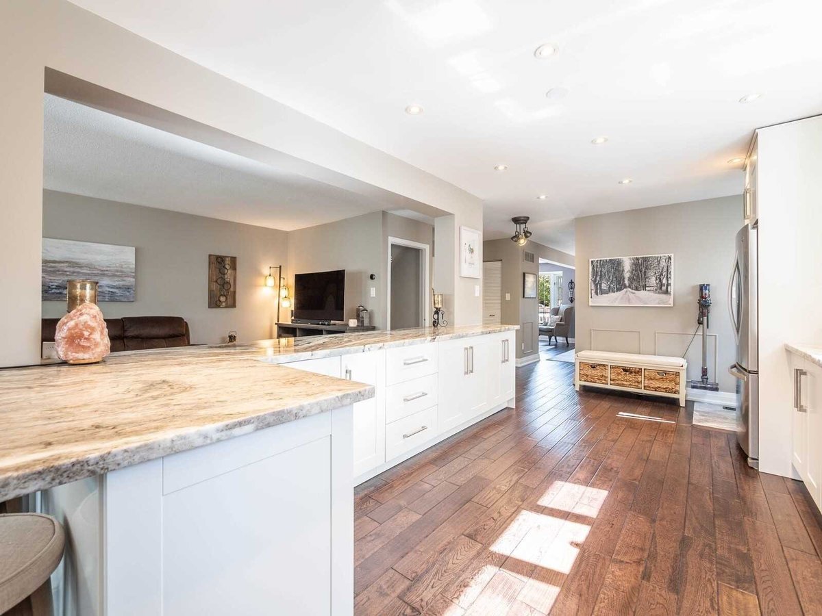 669 Tedwyn Drive - Photo 7