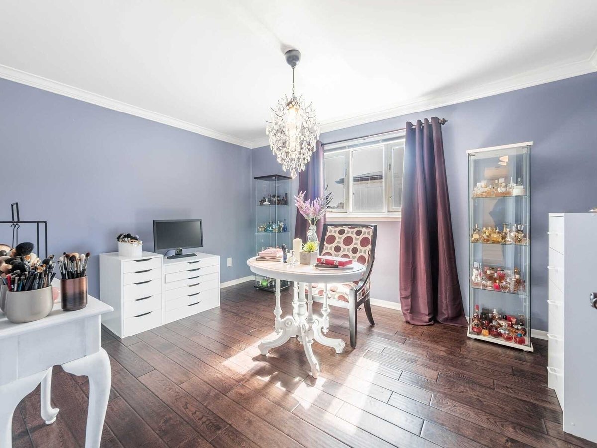 669 Tedwyn Drive - Photo 14