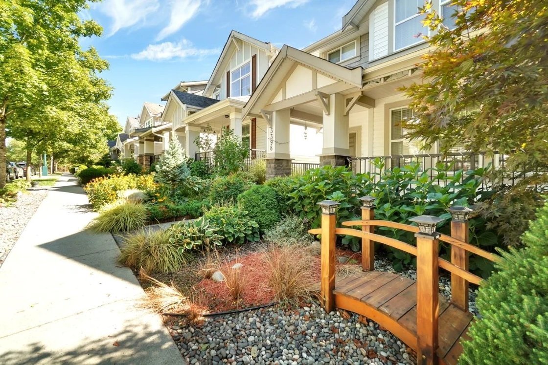 3398 Wilkie Avenue - Photo 2