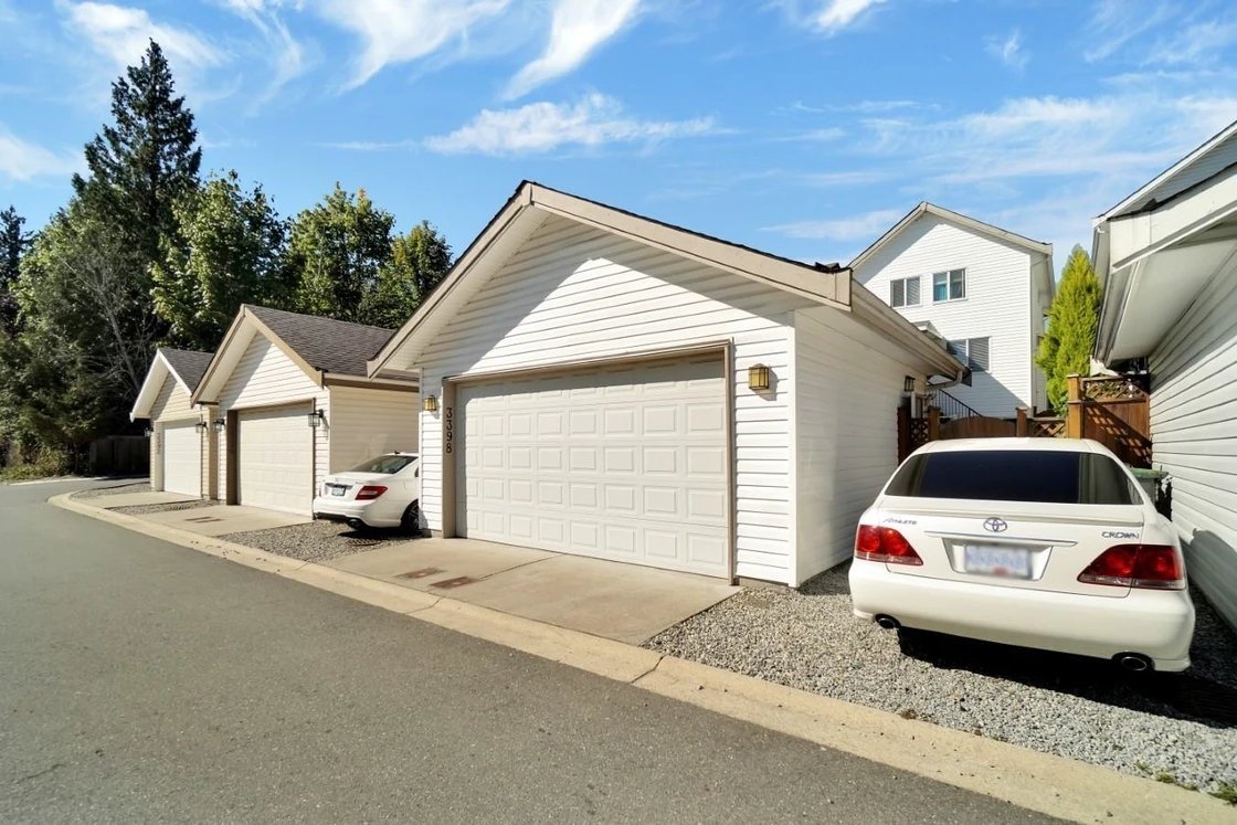 3398 Wilkie Avenue - Photo 31