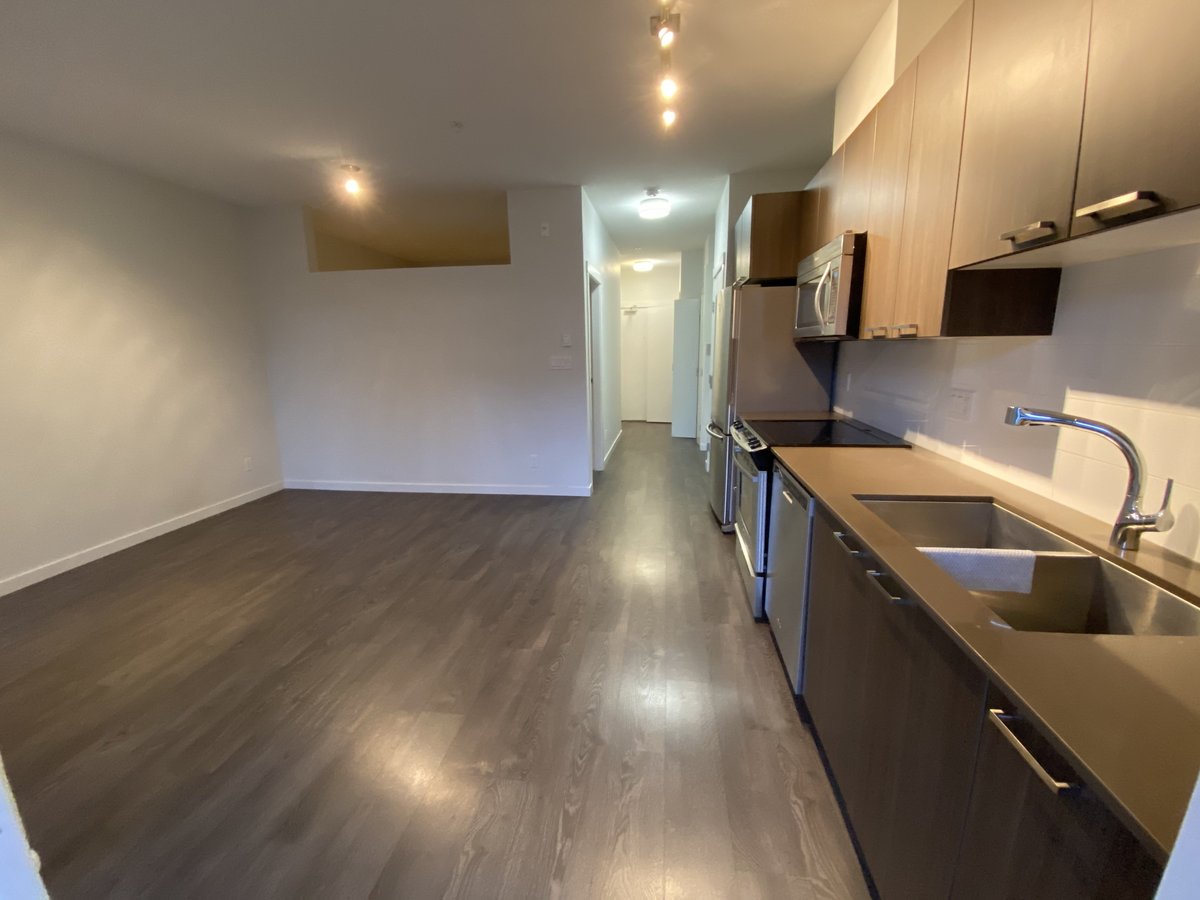 617 Smith Avenue - Photo 2