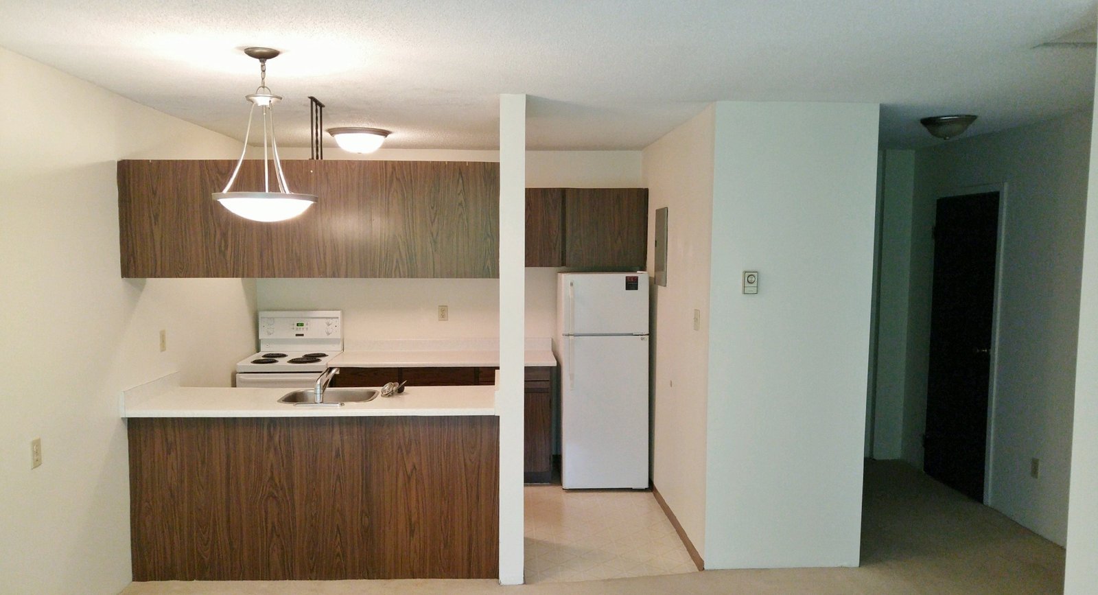521 Cottonwood Avenue - Photo 3