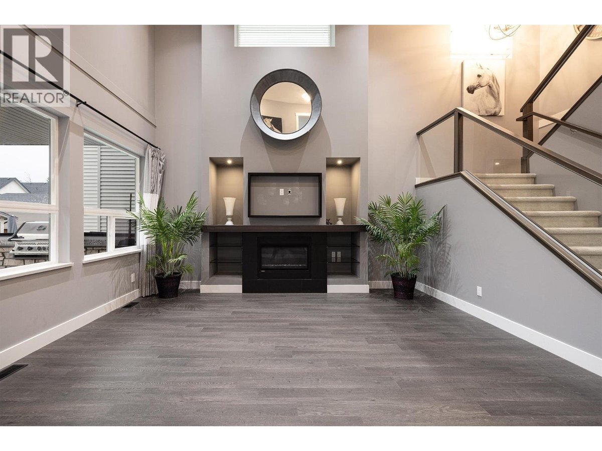 Upper 1432 ARGYLE STREET - Photo 9
