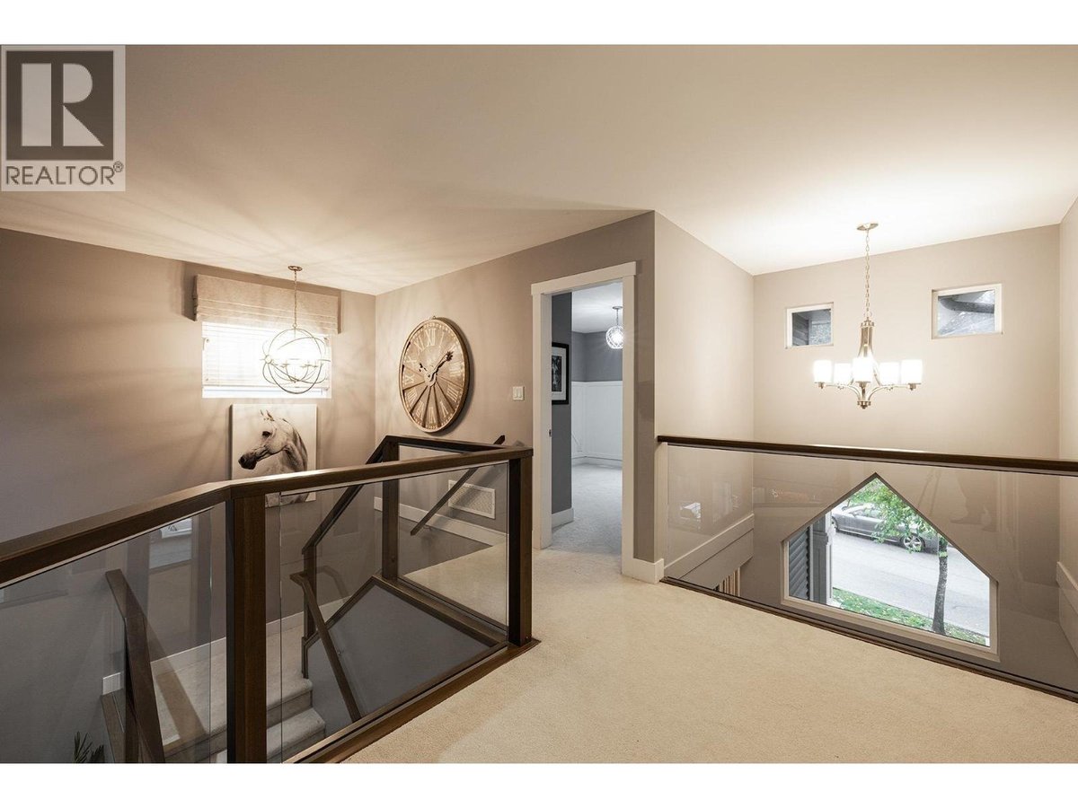 Upper 1432 ARGYLE STREET - Photo 14