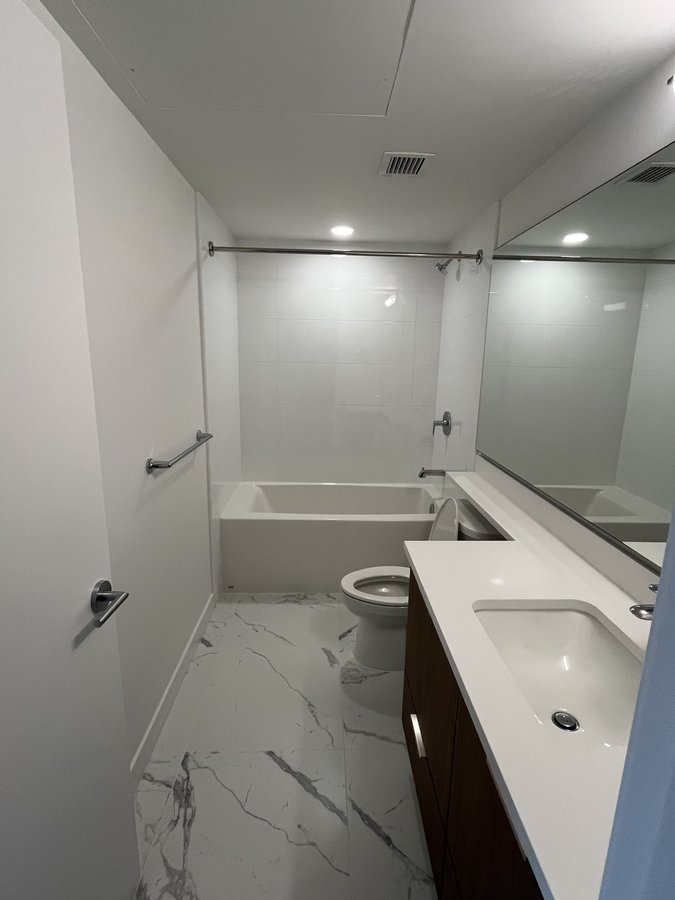 528 Clarke Road - Photo 7