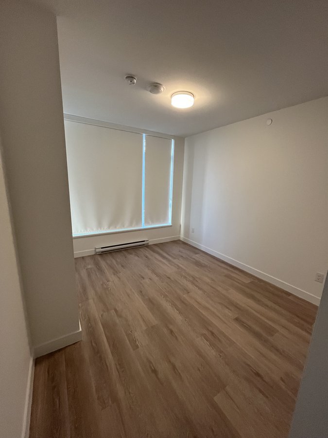 528 Clarke Road - Photo 8