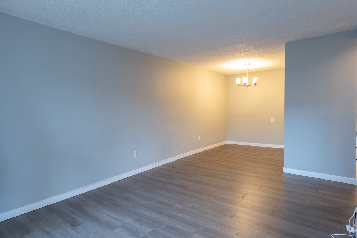 1060 King Albert Avenue - Photo 8