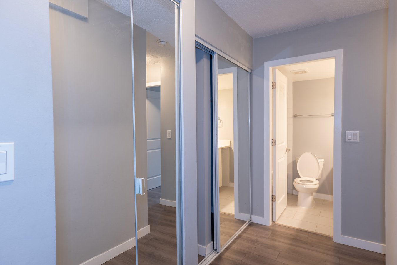 1060 King Albert Avenue - Photo 16