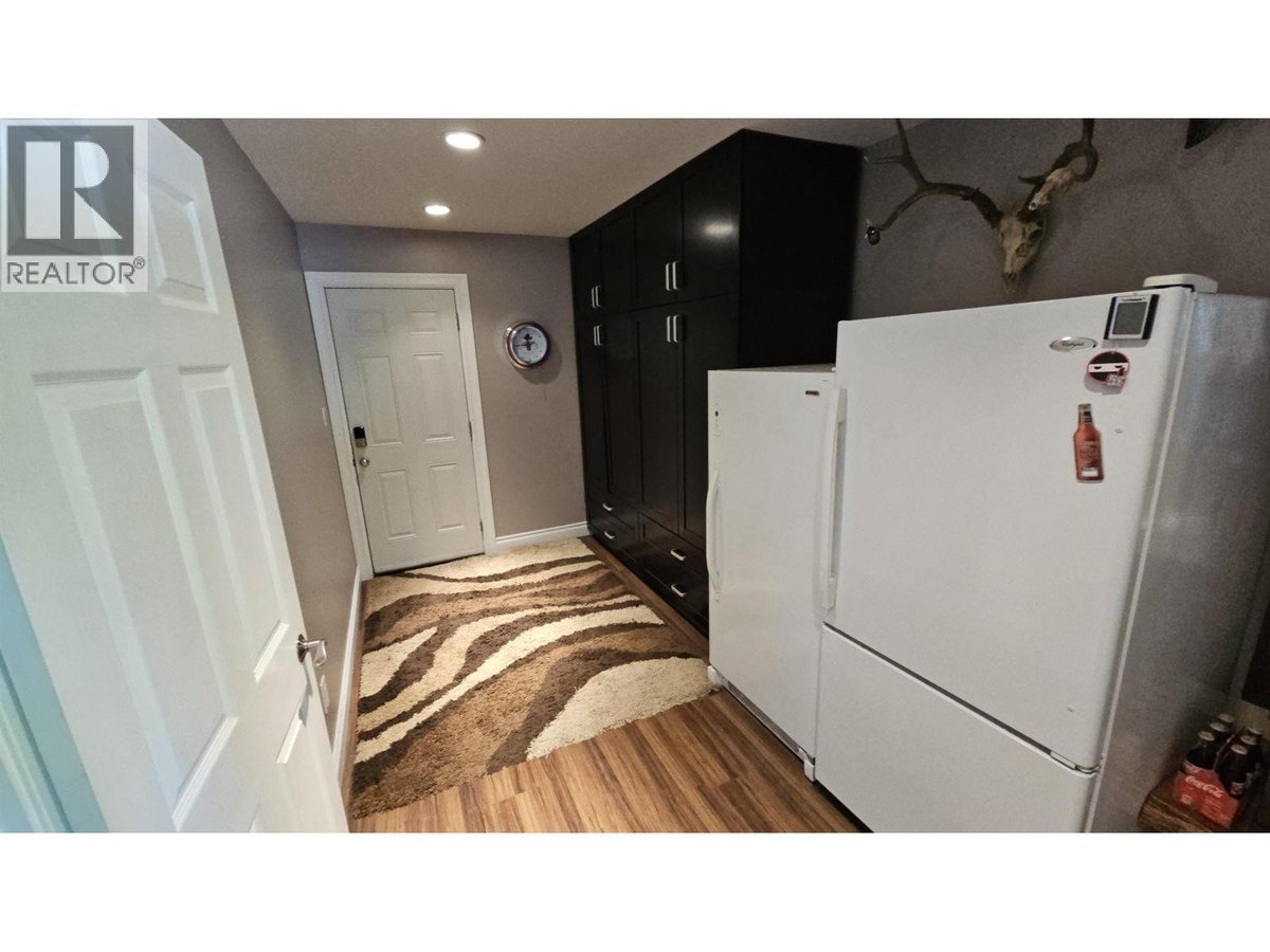 376 RICHARD STREET - Photo 20