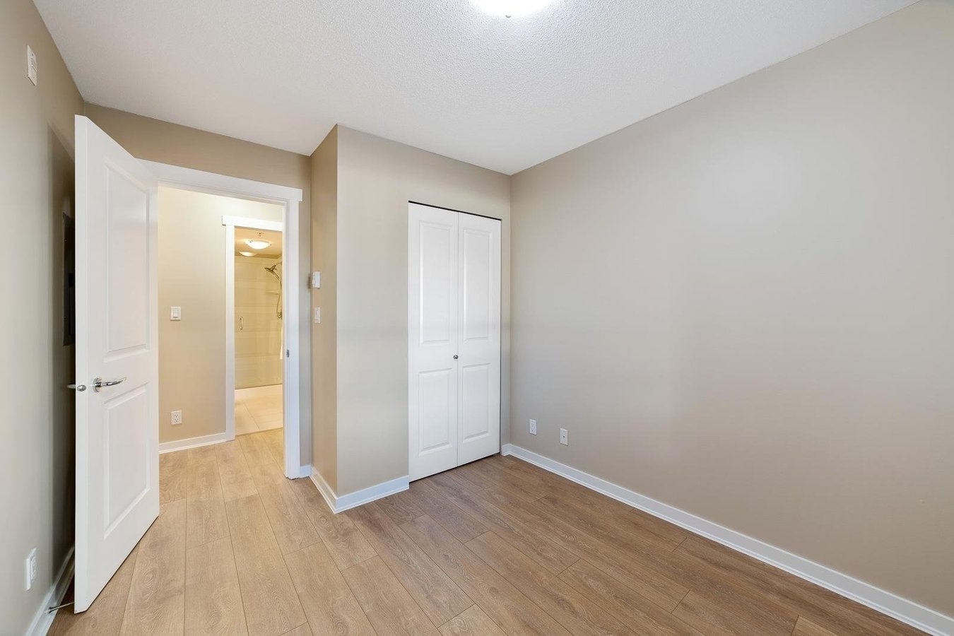 3097 Lincoln Avenue - Photo 9