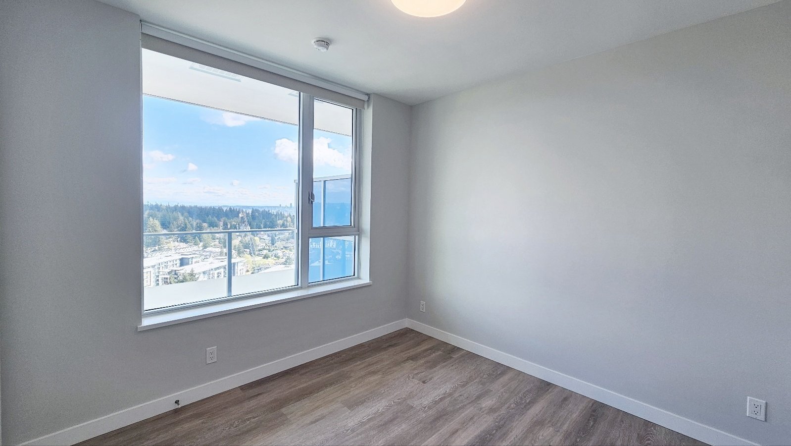 567 Emerson Street - Photo 3