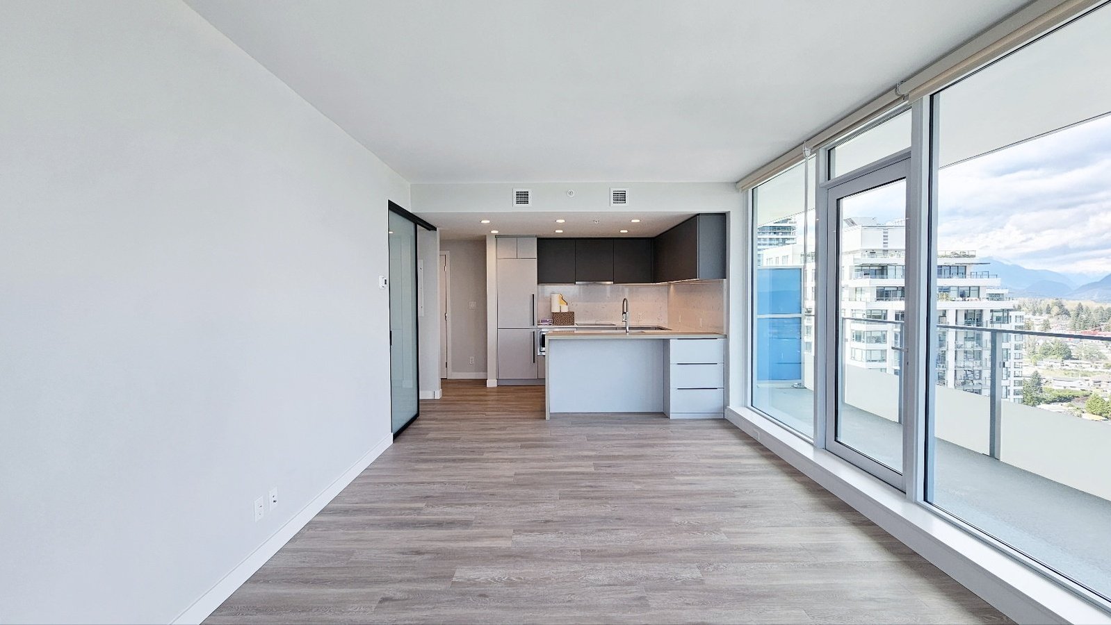 567 Emerson Street - Photo 2
