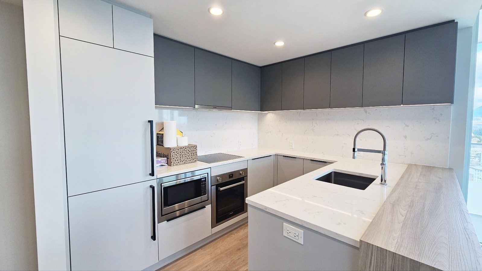 567 Emerson Street - Photo 11