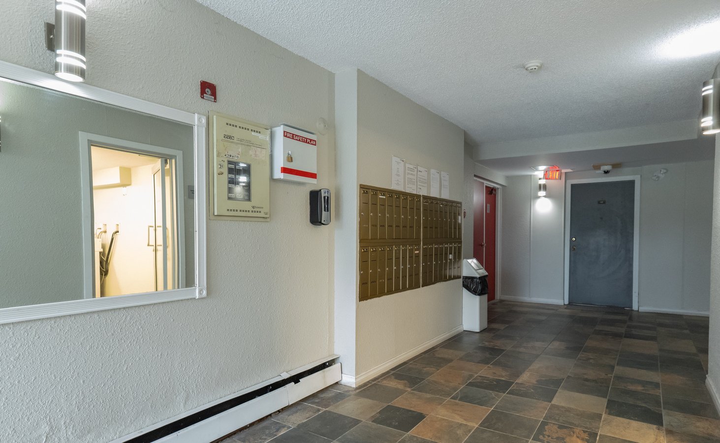 1060 King Albert Avenue - Photo 7