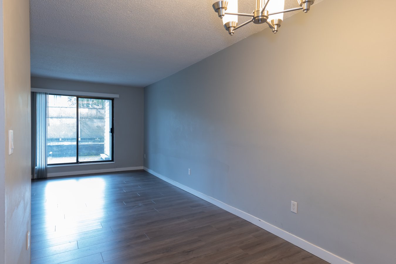 1060 King Albert Avenue - Photo 10