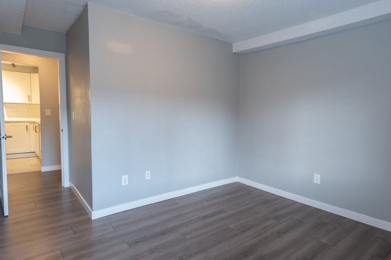 1060 King Albert Avenue - Photo 13