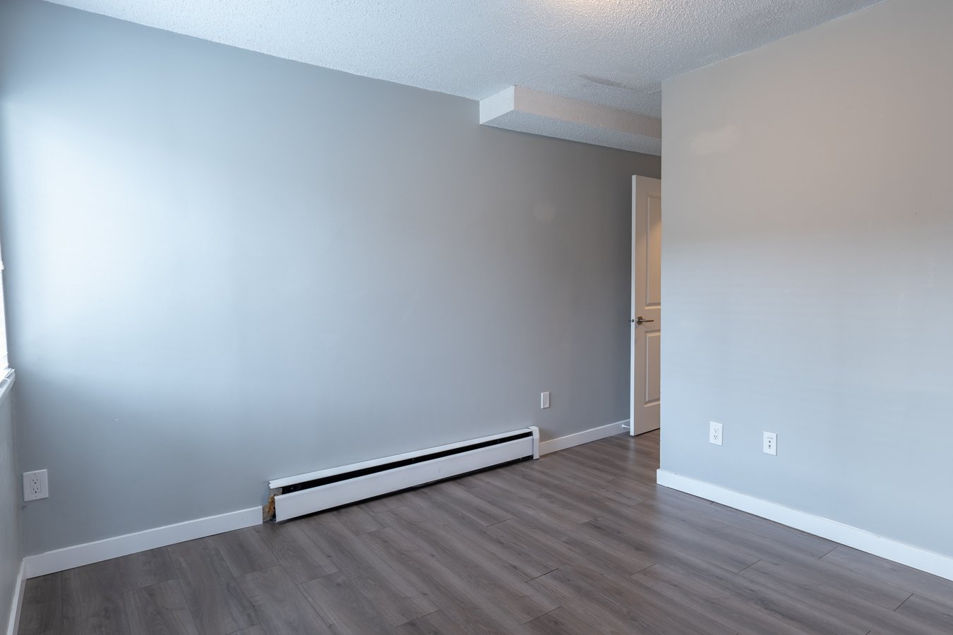 1060 King Albert Avenue - Photo 14