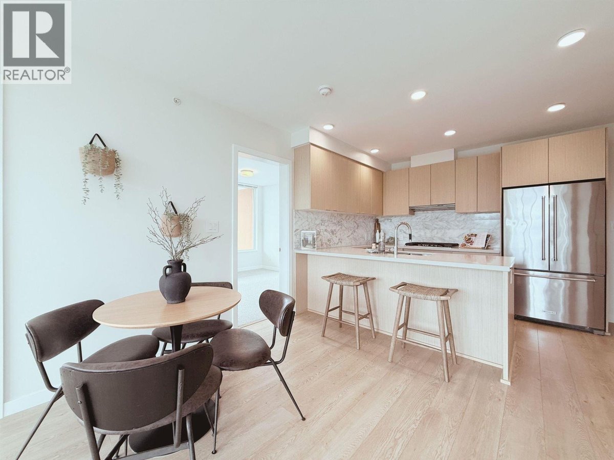 1706 530 WHITING WAY - Photo 3