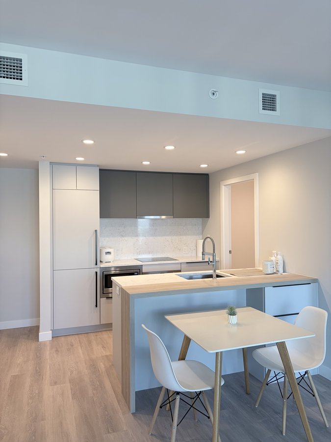 567 Emerson Street - Photo 4
