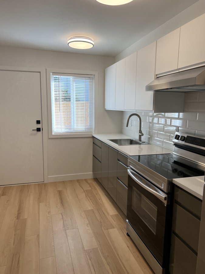 2826 Windrum Avenue - Photo 2
