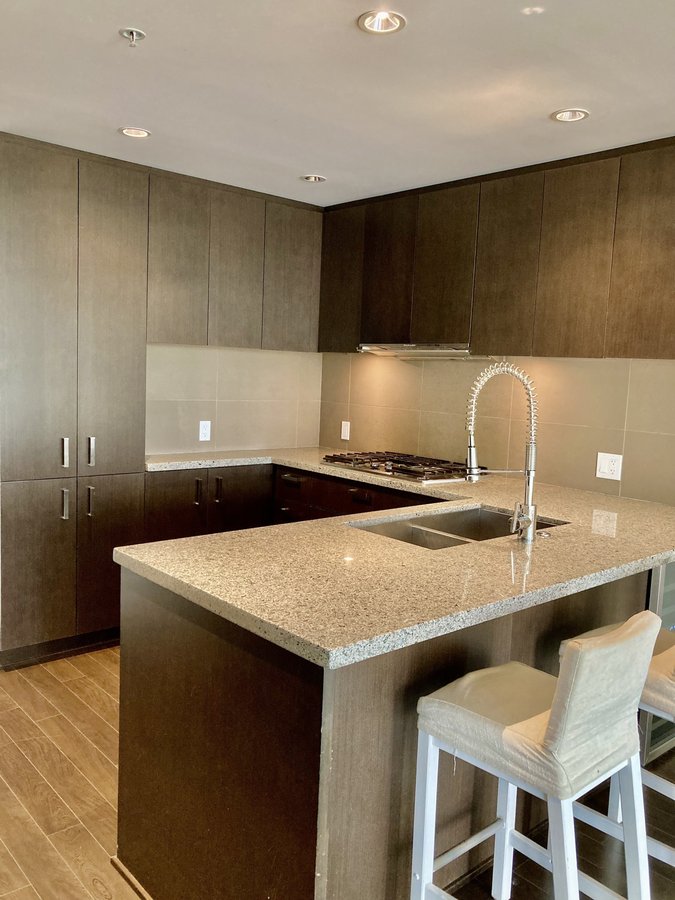 3008 Glen Drive - Photo 4