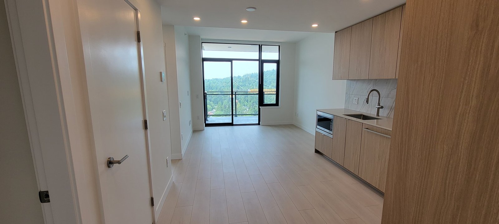 626 Claremont Street - Photo 2