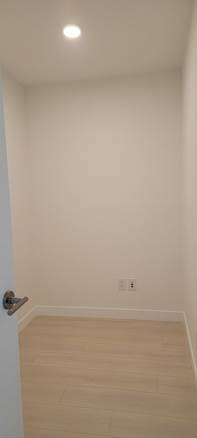 626 Claremont Street - Photo 9