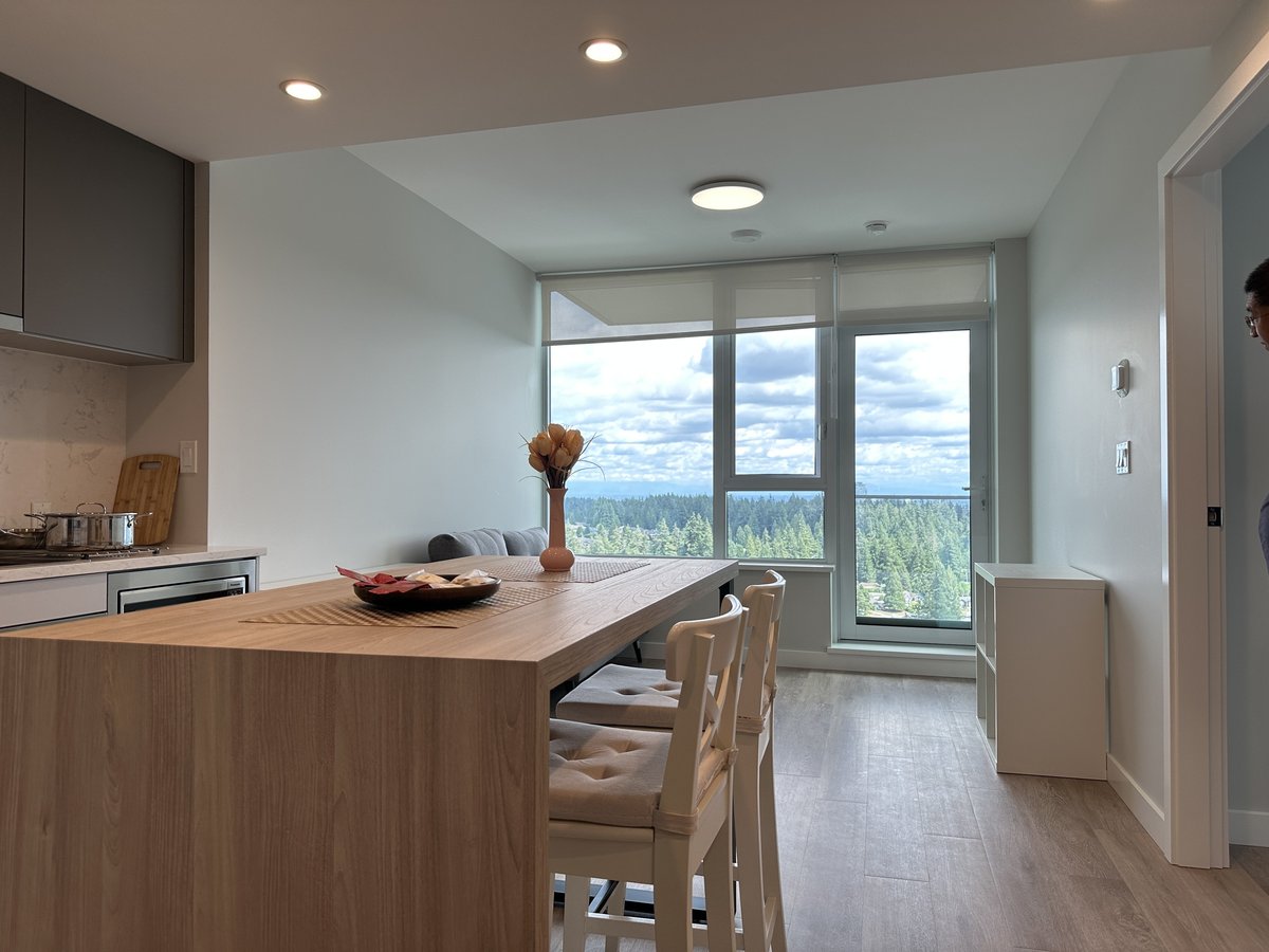 567 Emerson Street - Photo 2