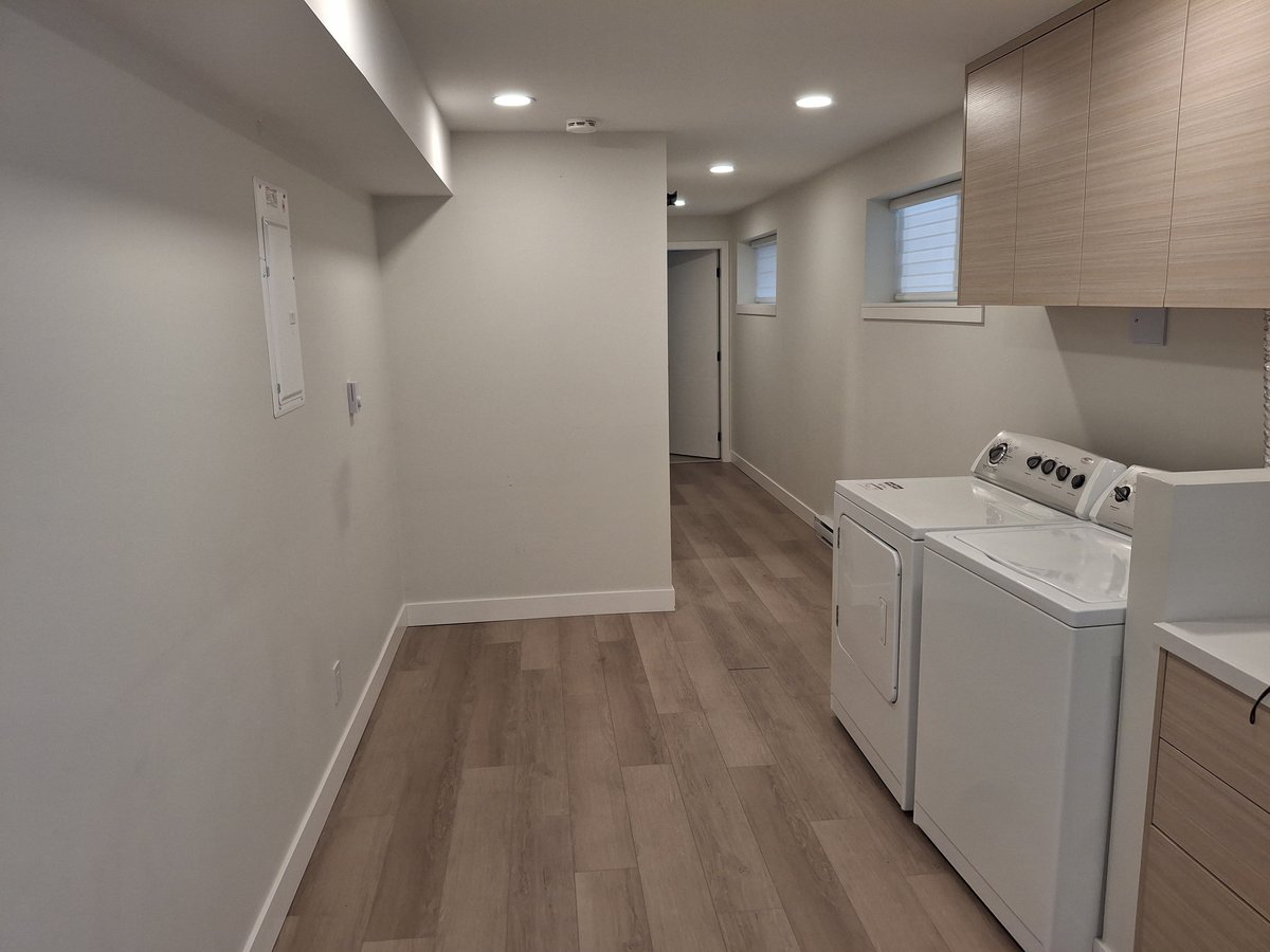 343 Richard Street - Photo 5