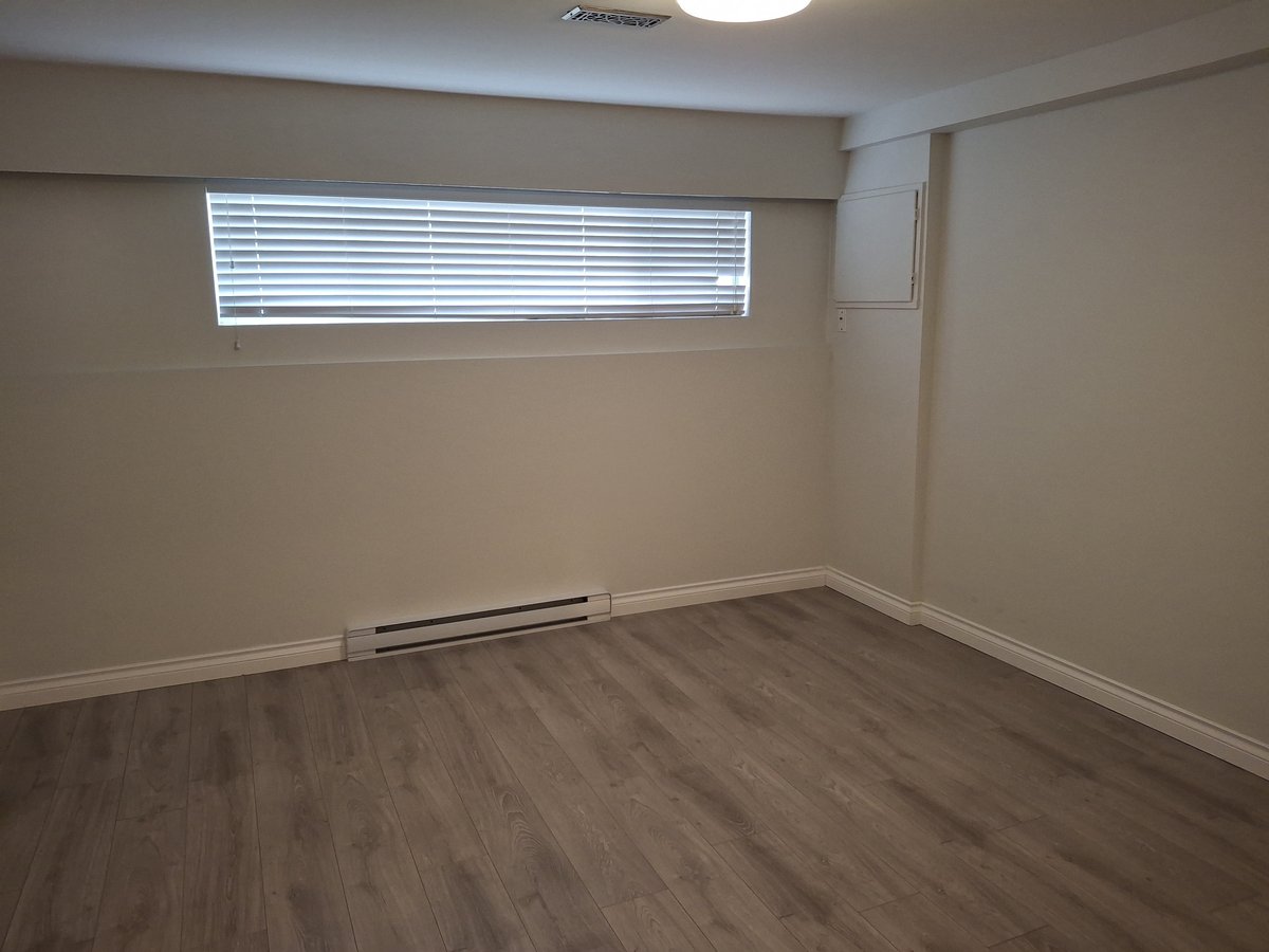343 Richard Street - Photo 8