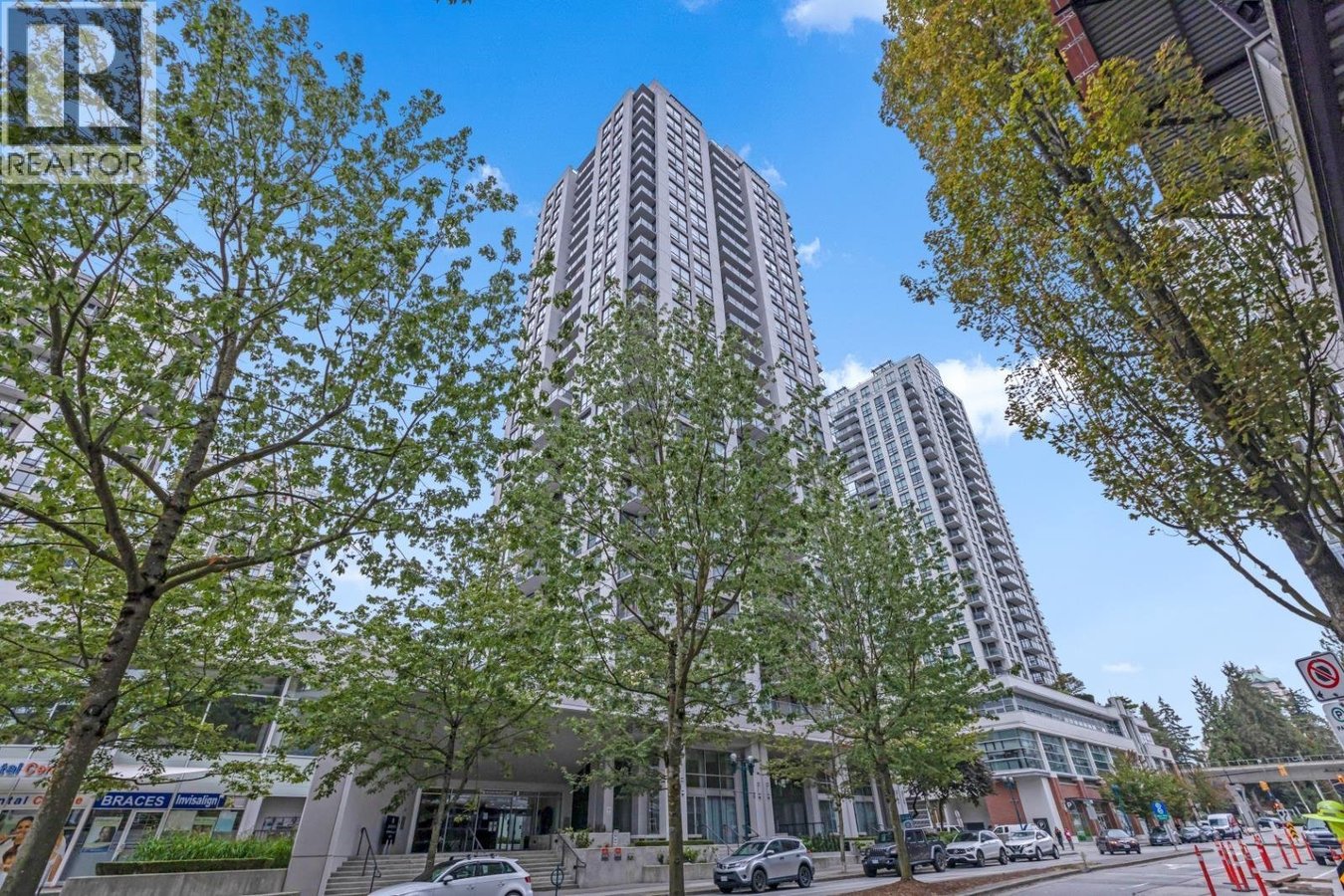 1103 2979 GLEN DRIVE - Photo 1