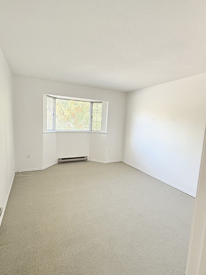 1001 Ridgeway Avenue - Photo 9