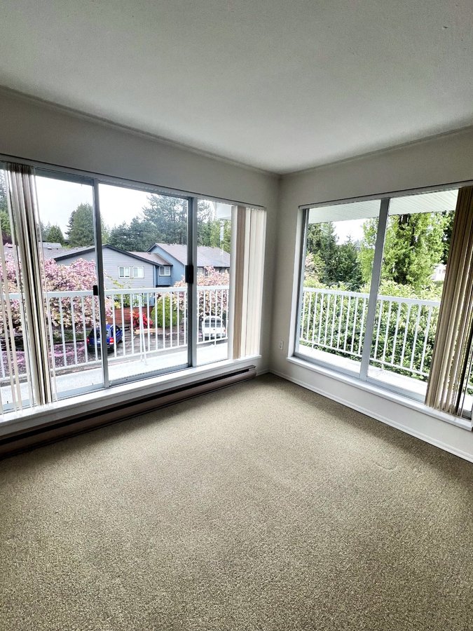 1001 Ridgeway Avenue - Photo 3