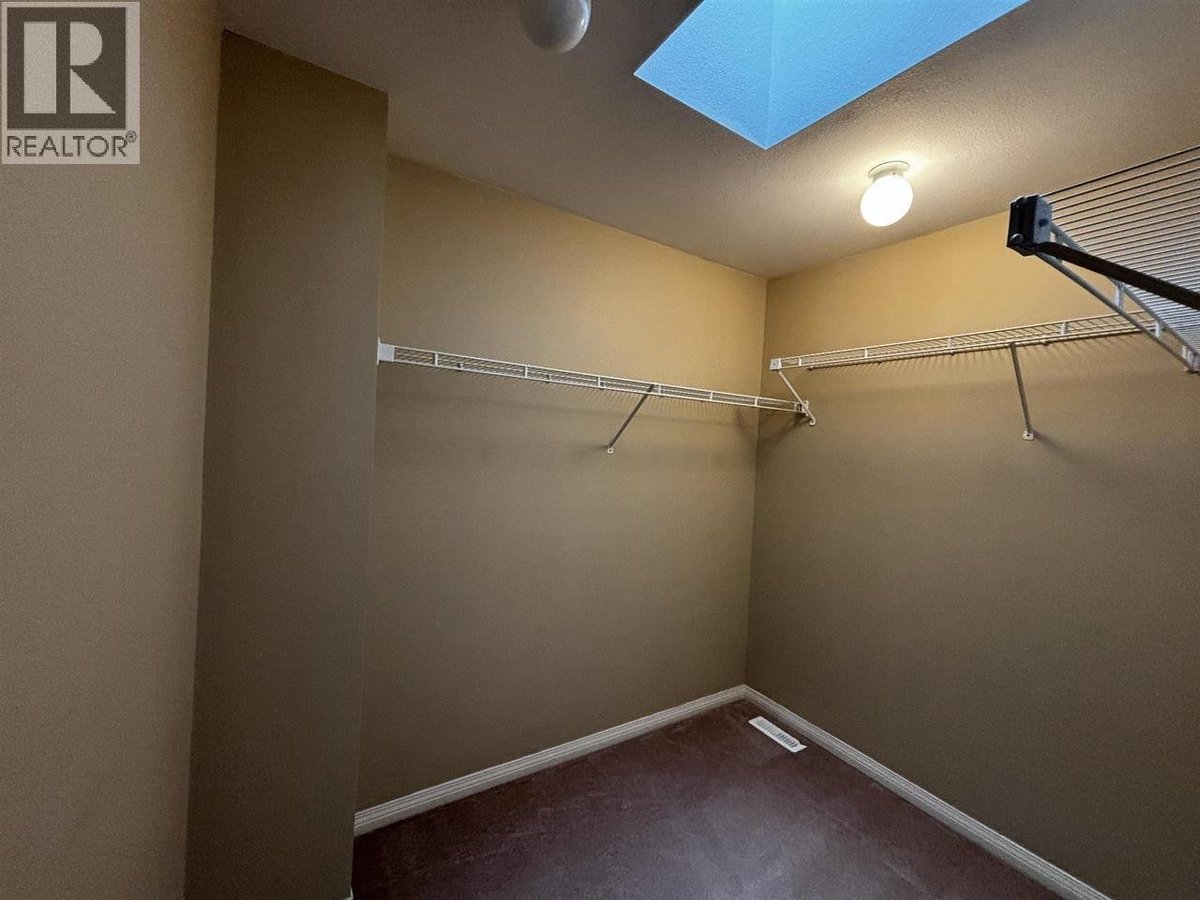 1605 SALAL CRESCENT - Photo 5