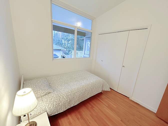 Elmwood Street - Photo 2
