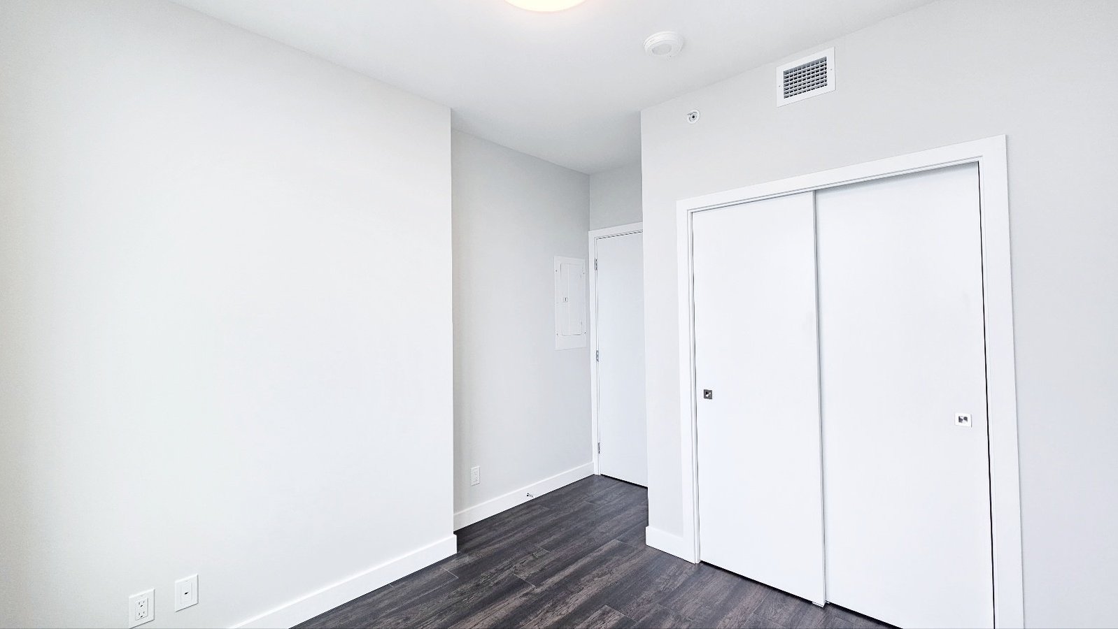 567 Emerson Street - Photo 8
