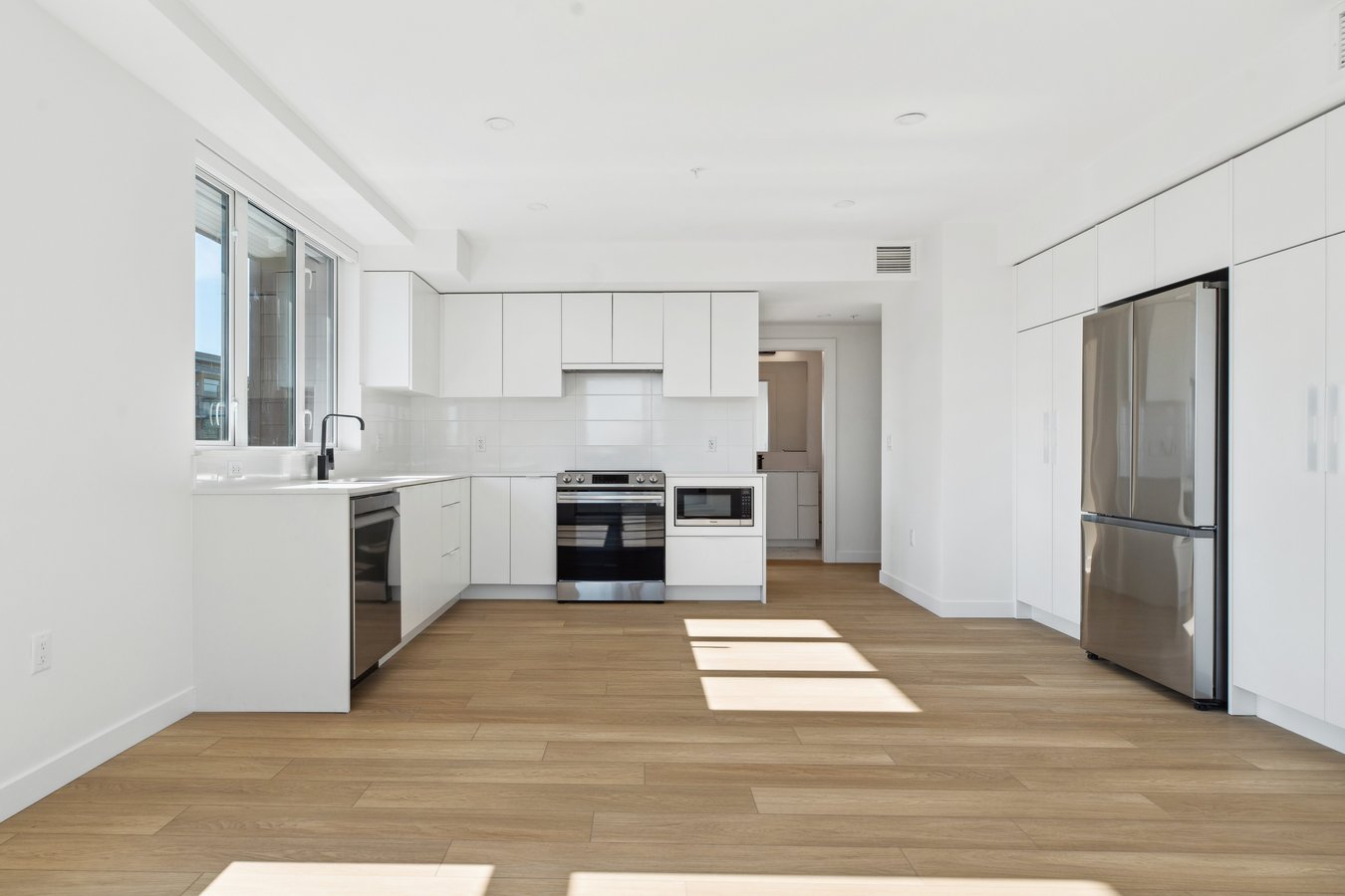 710 Dogwood Street - Photo 2