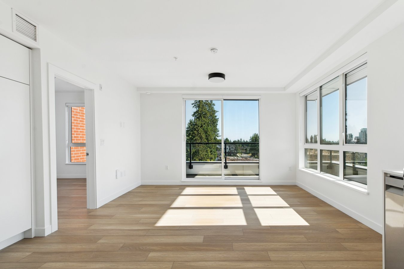 710 Dogwood Street - Photo 3