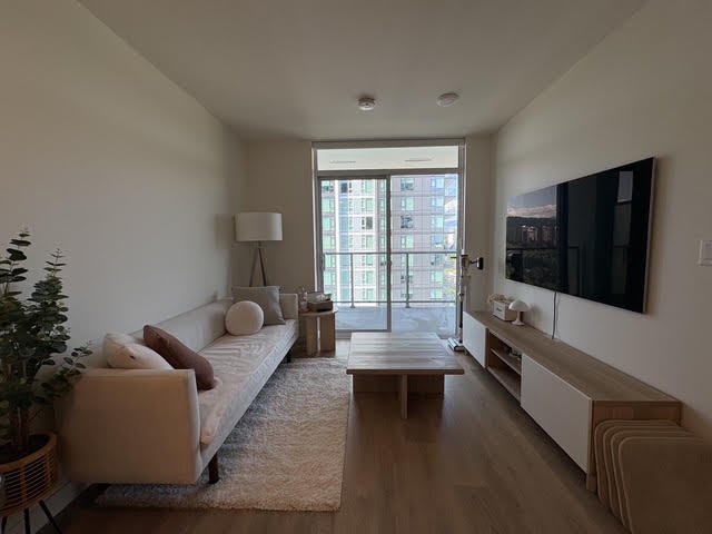308 Alderson Avenue - Photo 1