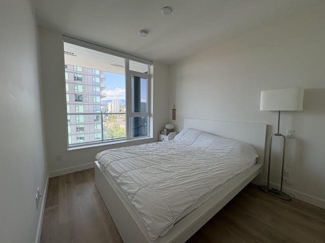 308 Alderson Avenue - Photo 9