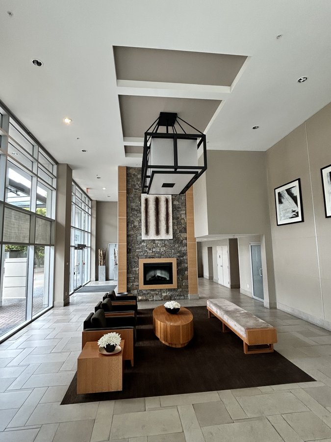 1185 The High Street - Photo 3